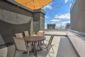 Trendy Denver Townhome - Walk to Mile High Stadium - Image 3