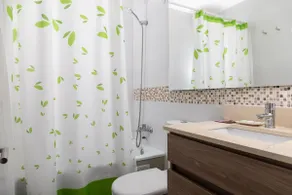 Viña Retreat - 2BR W / Pool, Wifi & Parking - Image 4