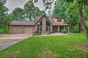 Spacious Family Home w/ Fire Pit by Norfork Lake! - Image 2