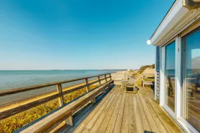 Dog-Friendly Oceanfront Oasis with Stunning Views - Image 2