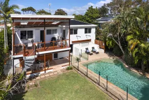 20 Ray Street Sunshine Beach - Image 3