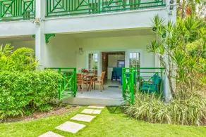 Stunning Beachfront Condo with Pool & Sun Lawn - Image 3