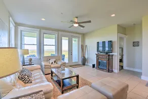 Gulf View + Beach Access: Galveston Resort Condo! - Image 4