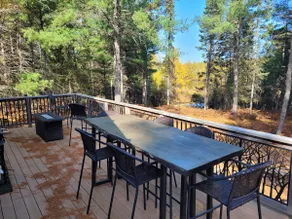 Hazel's Goose Creek Lodge - Private Riverfront! - Image 4