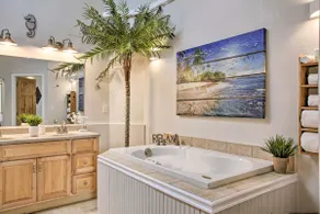 Lakeview Retreat w/ Fireplace, Spa Tub & Balcony - Image 4