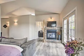 Lakeview Retreat w/ Fireplace, Spa Tub & Balcony - Image 3