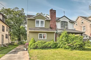 Suburban Home w/ Backyard Patio < 7 Mi to Dtwn! - Image 3