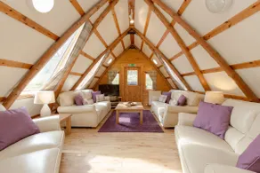 Rabbie Burns Lodge - Image 5