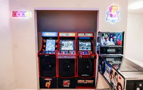 HotTub PS5 Arcade Theater PoolTable Pinball 420 - Image 4