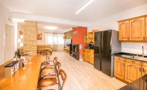 Spacious house to disconnect with lake views - Image 2