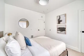 4BR Luxury Condo | Walk to Mississippi & Alberta - Image 5
