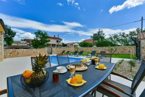 Luxury Stone Villa BANOVI with heated pool - Image 4