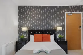 Modern city centre studio apartment! - Image 4
