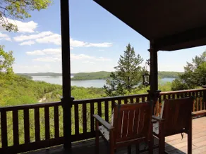 LILY'S-Lake View-Lake Access-Swim Pool-Game Room - Image 2
