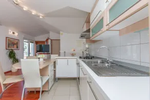 One bedroom Apartment, seaside in Omis, Balcony - Image 4