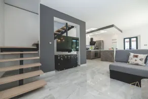 Luxury Villa Ivy - Image 2