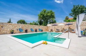 Luxury Villa Ivy - Image 5