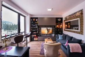Castle Suite - Image 2