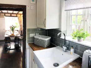Millie's Cottage - Image 4
