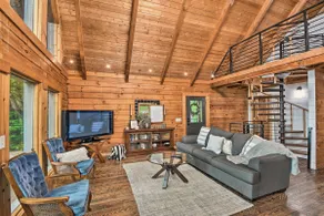 Luxe Jasper Cabin w/ Deck + Blue Ridge Mtn Views! - Image 3