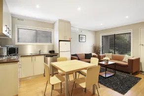 Grevillea Gardens Unit 6 - Image 5
