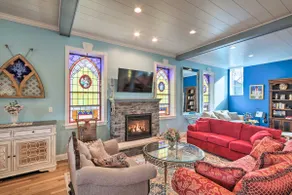 Dock Game Room Lakefront Villa in Saylorsburg - Image 5