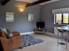Oxley Cottage - Image 2