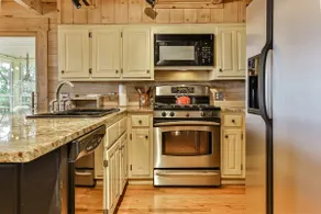 A Peach Of A View | Ellijay Ga - Image 4