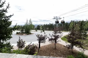 Crystal Peak Lodge 3 Bedroom Ski In, Ski Out Slopeside Condo At The Base Of Peak 7 - Image 2