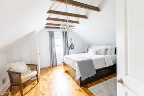 Cozy 2BR w/ Garage + Private Yard | German Village - Image 5
