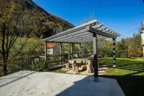 Three Bedroom RiverView Apartment with Balcony - Image 2