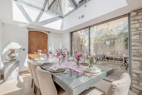 Large 4 bedroom luxury holiday home in the Cotswolds for 10 guests - The Brewery - Image 3