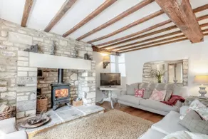 Large 4 bedroom luxury holiday home in the Cotswolds for 10 guests - The Brewery - Image 2
