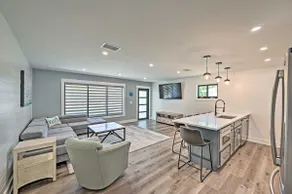 Naples Home w/ Patio < 1 Mi to Beaches! - Image 3