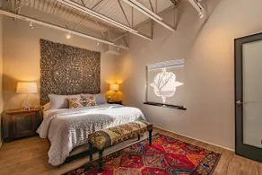 Luxury View Loft at the Plaza 2 Bedroom 1050 Sq Ft - Image 2