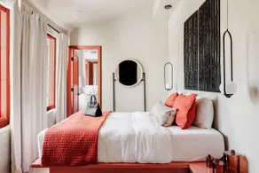 Luxury Historic Home Near to Downtown - Image 3