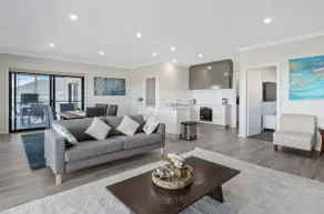 8 Huntingdale Drive - Image 4