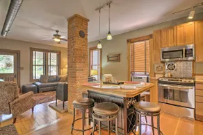 Historic Manitou Springs Victorian: Walk Downtown! - Image 3