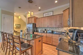 Santa Rosa Beach Haven w/ Rooftop + Pool Access - Image 2