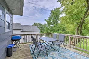 Enchanting Family House w/ Balcony < 3 Mi to WVU! - Image 2