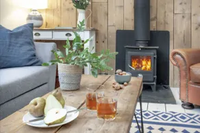 Birdcage Cottage, Free WiFi, Fireplace, Coffee Machine - Image 2