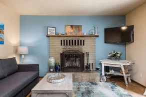 Adorable Mercer Lake Area Cottage with HOT TUB! Pet Friendly, Walk to Mercer Lake. - Image 5