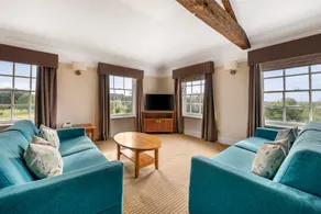 2-Bed Apartment | Countryside Resort | Sleeps 6 - Image 3