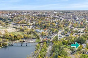 Walk Downtown | Parkside | City View | Beautifully Remodeled - Image 3