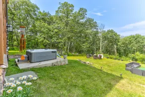 Peaceful Mountian Oasis: Firepit, Hot Tub, Sauna! - Image 3
