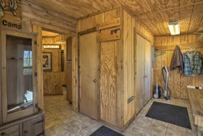 Lodge on 240 Acres w/ Deck, Grill & Fire Pit! - Image 4
