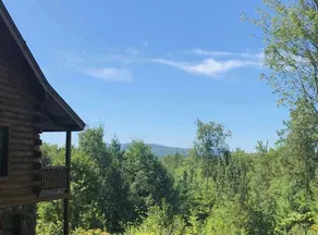 OE Beautiful modern log home on 17 acres private views fire pit Ping Pong AC - Image 5