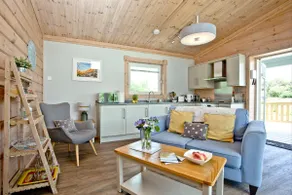 Broadpath, Great Field Lodges - Image 3