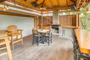 TroutFest - Magnificent 3BR Riverfront Home m / Wifi, Back Porch & fantastisk udsigt - Ideel til fiskere og familie Getaways! - Image 2
