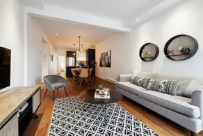 Hip, Stylish Apartment in Little Italy - Image 4